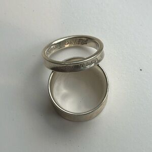 Narrow ring ONLY. This is for the 1837 Tiffany’s ss narrow ring.